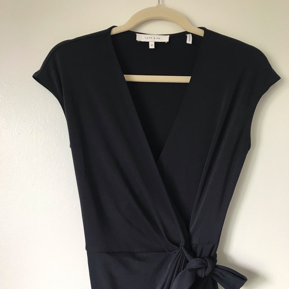 Lark & Ro Cap Sleeve Wrap Dress in Navy XS - Picture 3 of 4